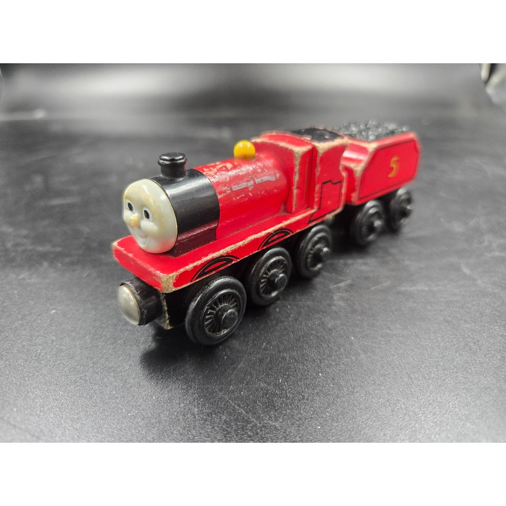 Thomas & Friends Wooden Railway James the Red Engine with Tender No. 5 Magnetic